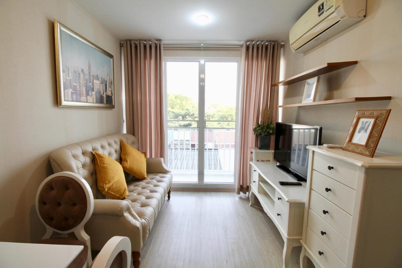 Apartamento Town Sukhumvit 71 Bangkok Exterior foto
