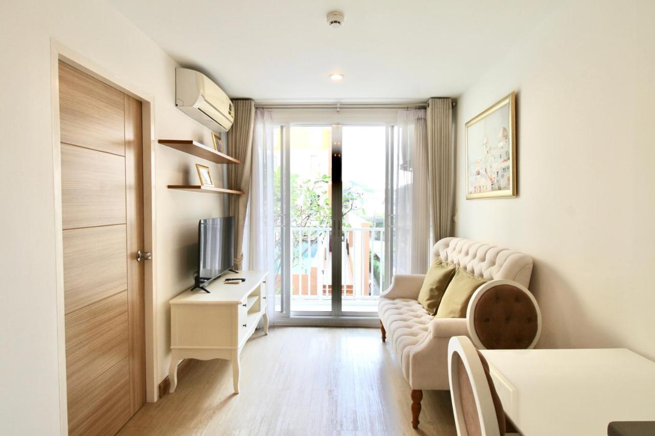 Apartamento Town Sukhumvit 71 Bangkok Exterior foto